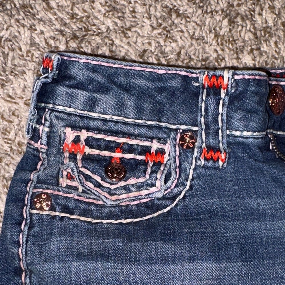 True Religion Blue Denim Shorts with Red Accents - Picture 4 of 5
